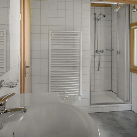 Appartement Tschiffra Og